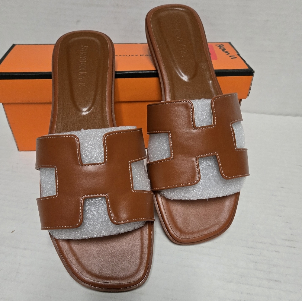 STRATUXX KAZE Brown H- CUT OUT SANDALS WOMAN'S SIZE 11 NIB SUMMER FLIP FLOPS